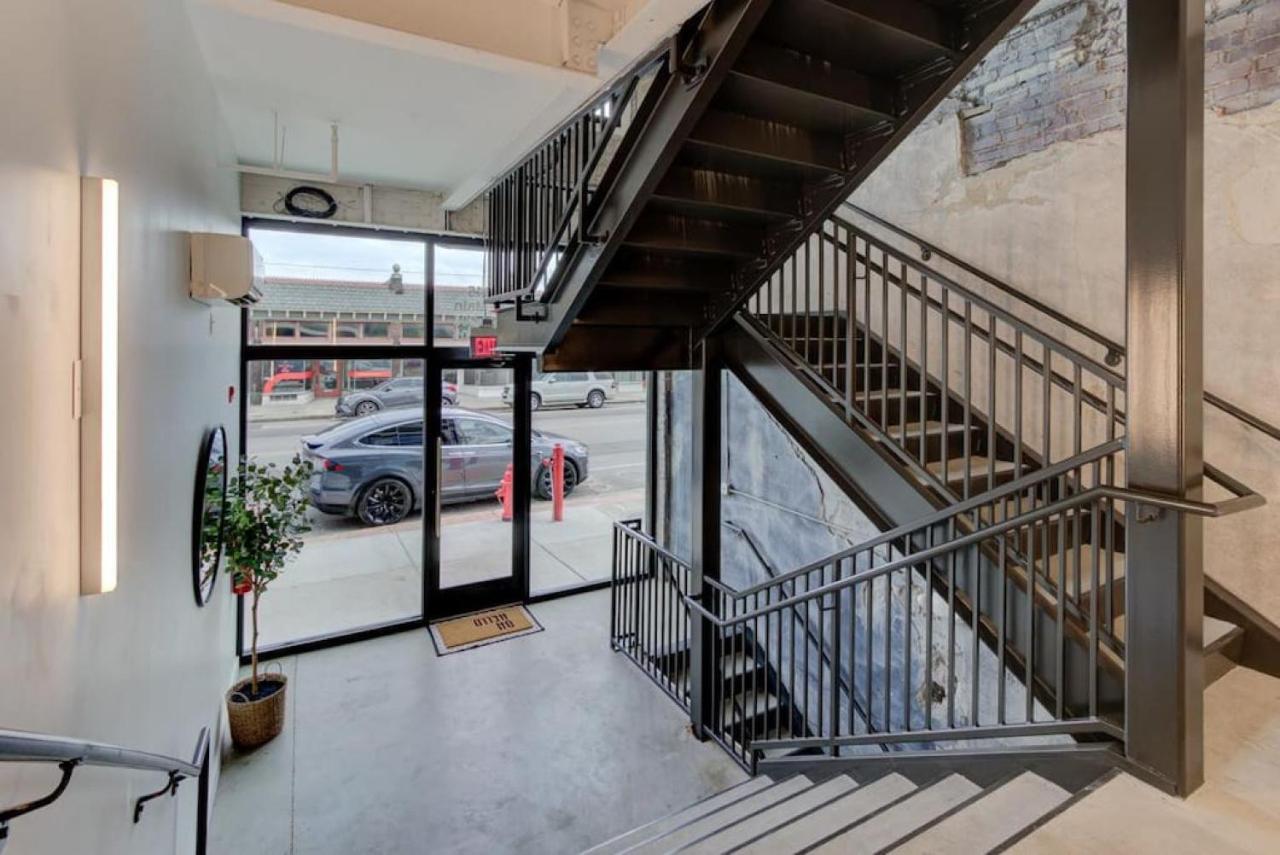 Historic Apartment In Prime Location Мемфіс Екстер'єр фото